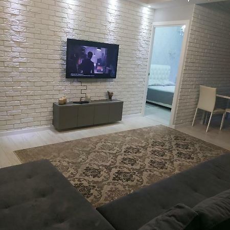 Apartament Lux Sect. Riscani Chisináu Exterior foto